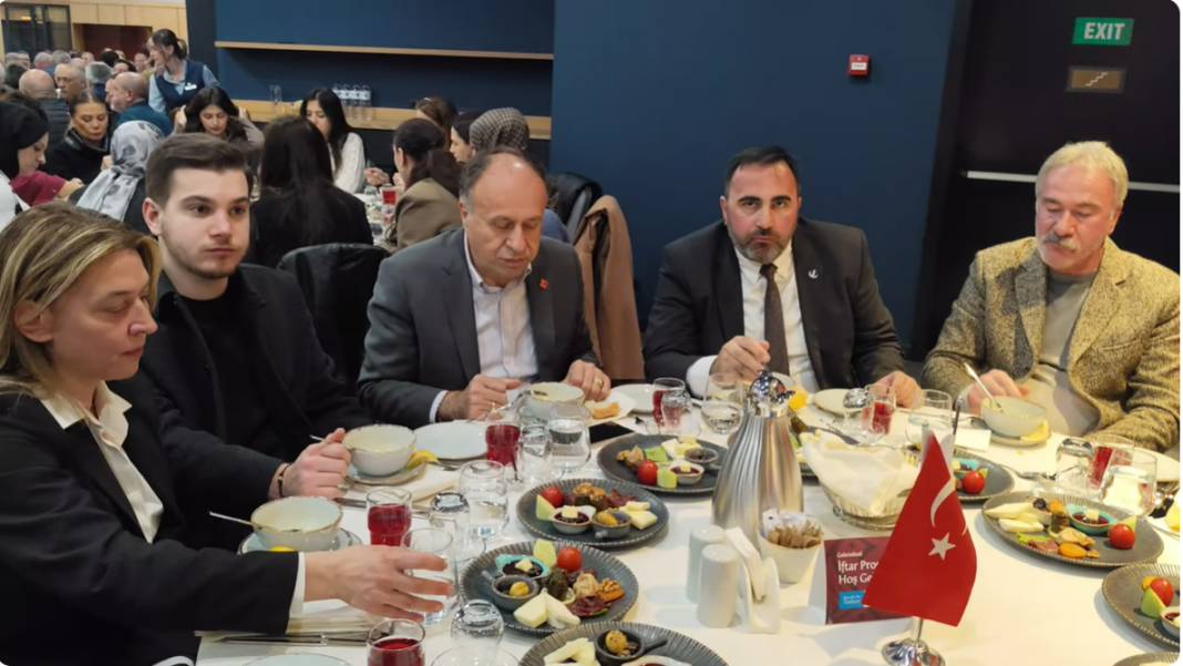 "Bize Her Yer Trabzon Aşkıyla" Pendik Trabzonlular Derneği Hemşehrilerini Aynı Sofrada Buluşturdu 11